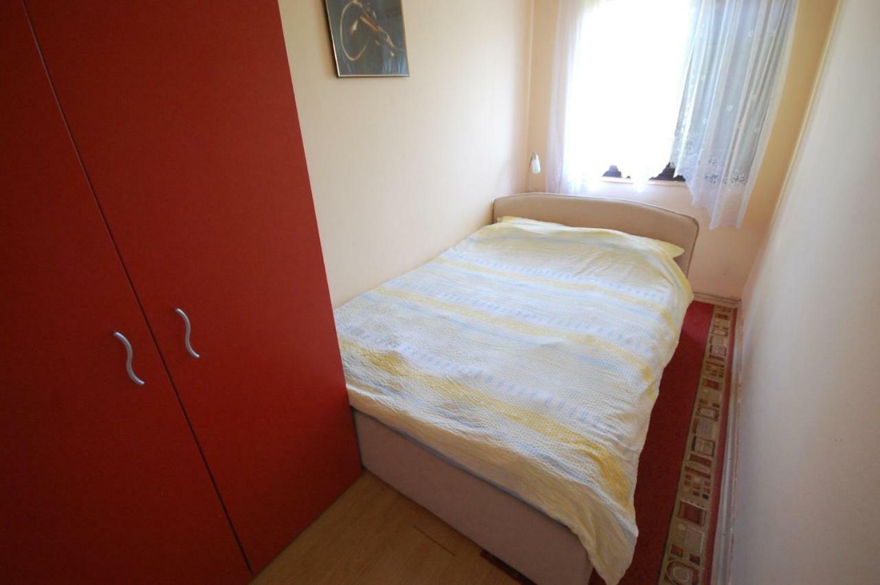 Apartments Juric By El-Pi Tours Njivice Εξωτερικό φωτογραφία