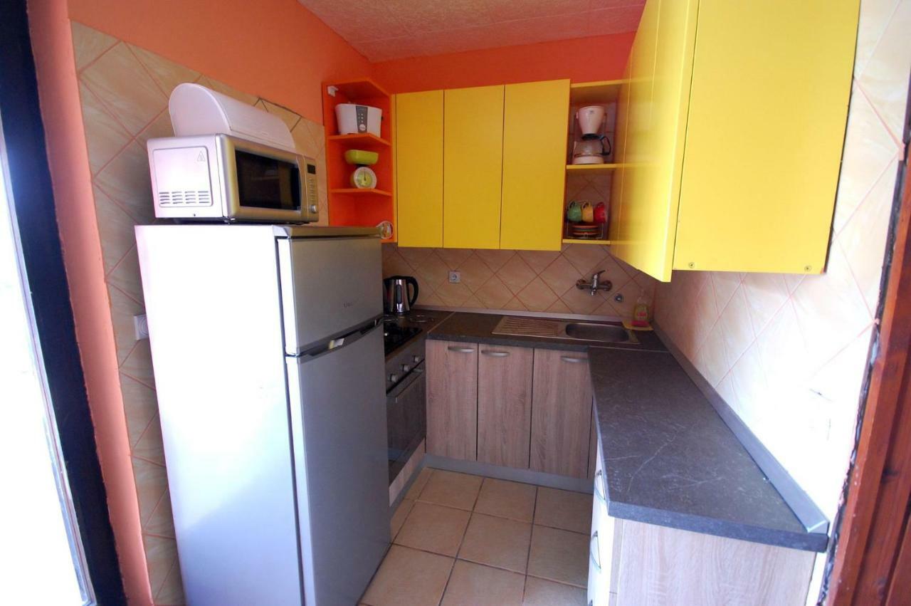 Apartments Juric By El-Pi Tours Njivice Εξωτερικό φωτογραφία