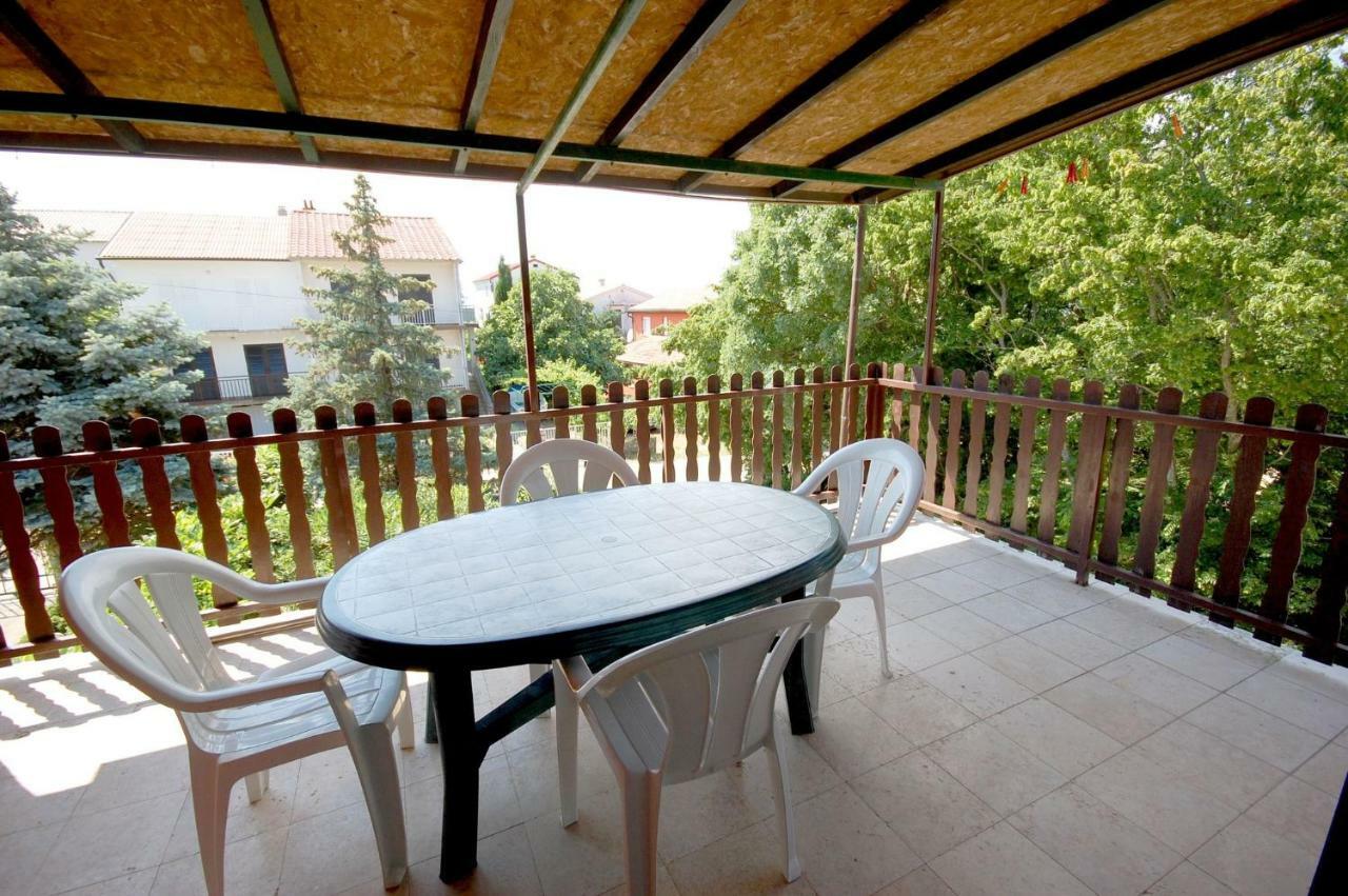 Apartments Juric By El-Pi Tours Njivice Εξωτερικό φωτογραφία