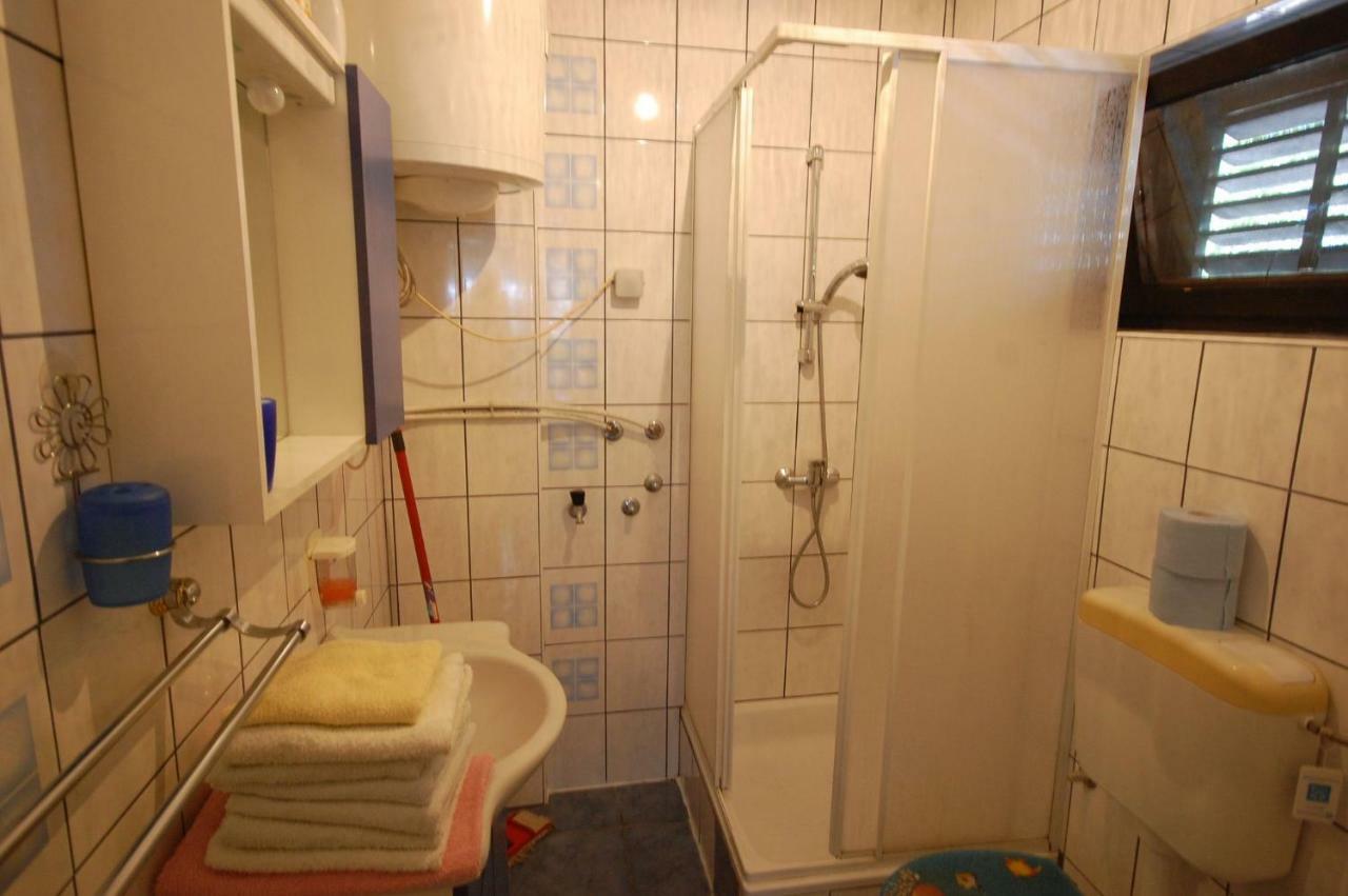 Apartments Juric By El-Pi Tours Njivice Εξωτερικό φωτογραφία
